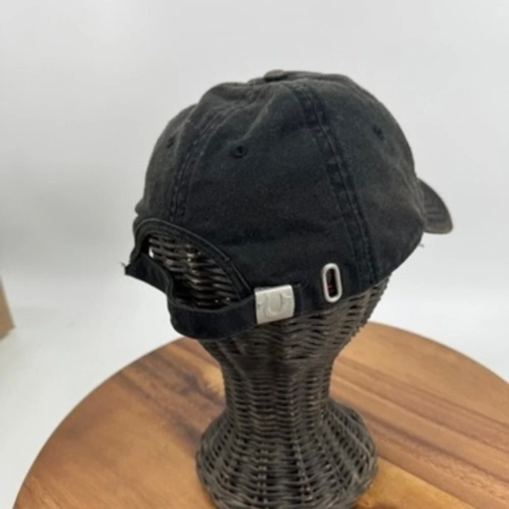 True Religion Hat‎ Cap Black Red Mens OSFA Horseshoe Distressed Faded Strapback